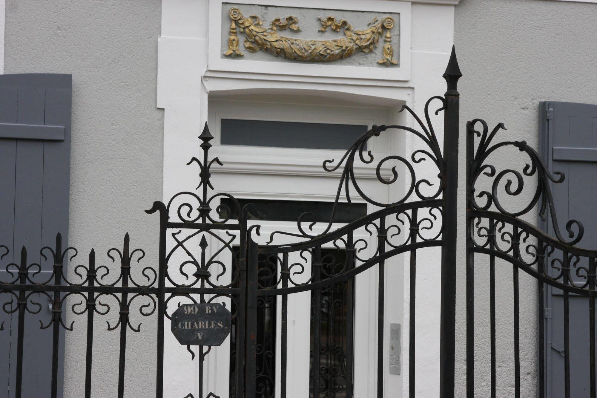 Appartements Du Clos Vorin Honfleur Exterior foto