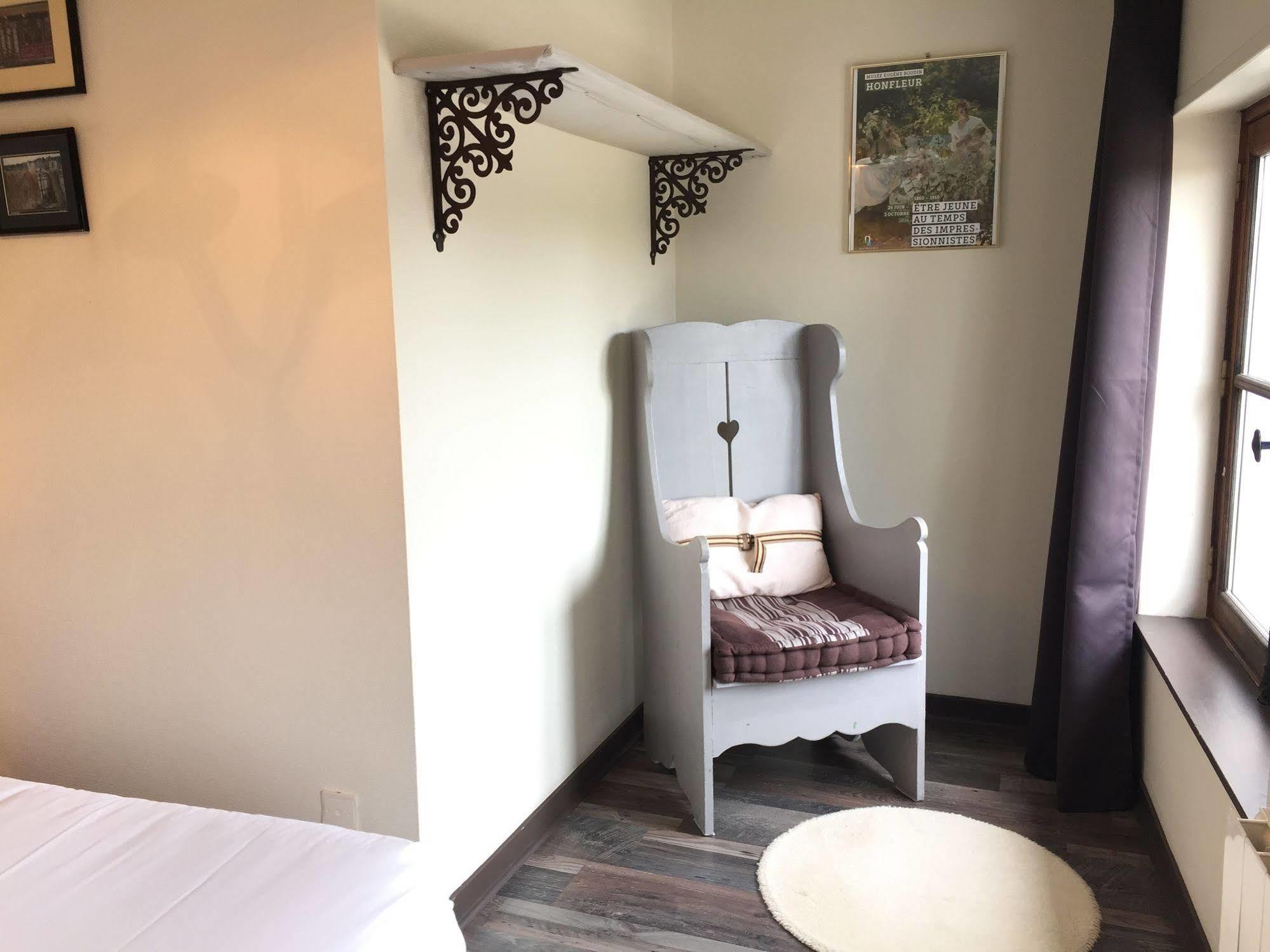Appartements Du Clos Vorin Honfleur Exterior foto